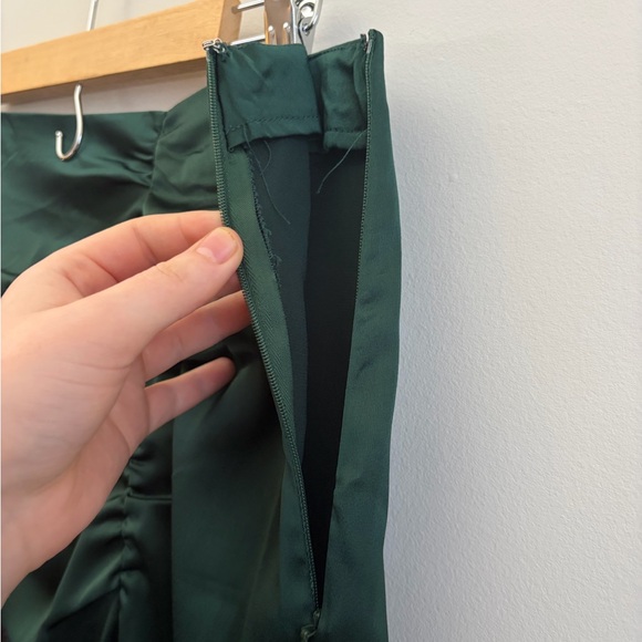 NWT Blu Pepper Forest Green Ruched Satin Pencil Maxi Skirt Size XL Wedding Guest - Picture 7 of 16